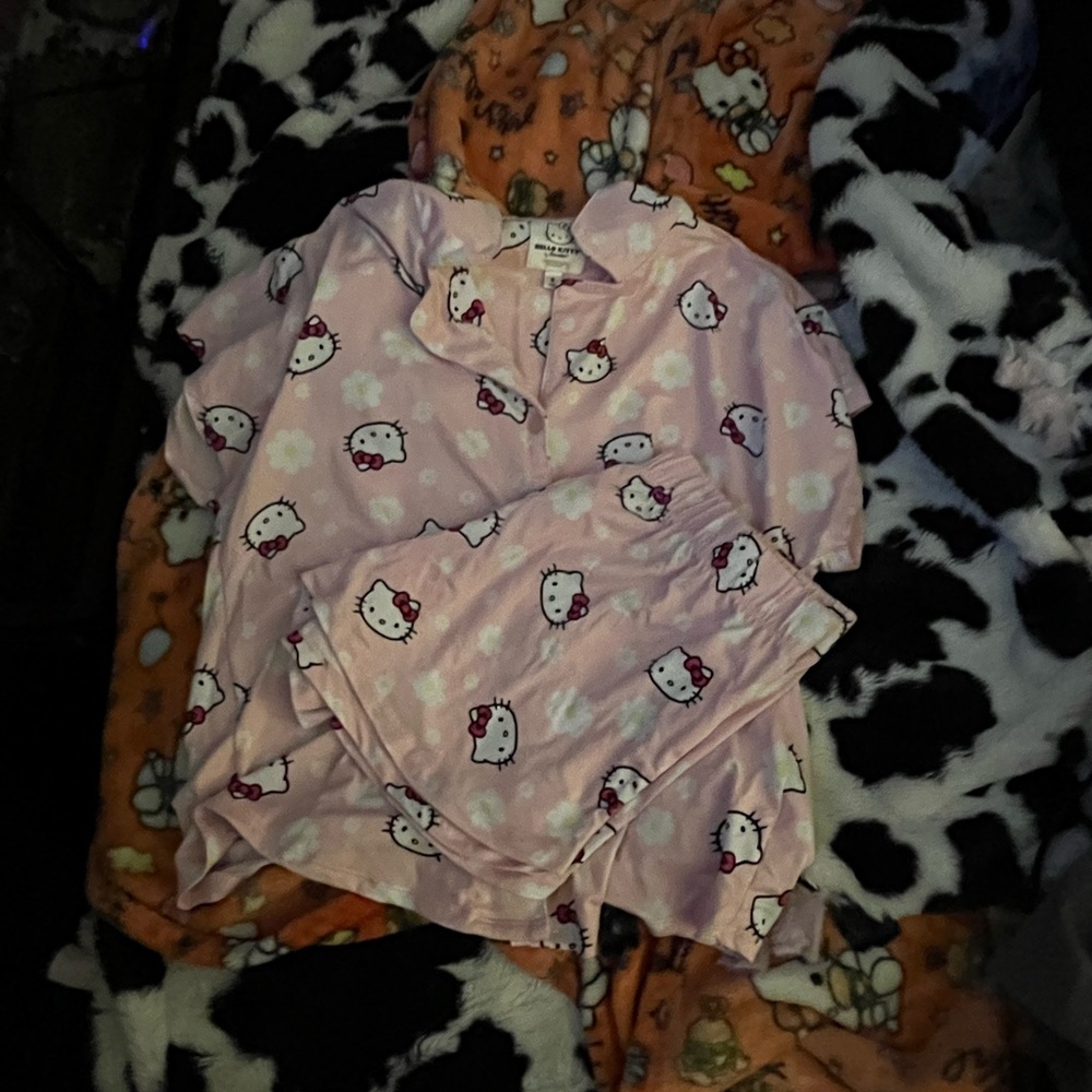 Hello Kitty Pink Kids Pajamas